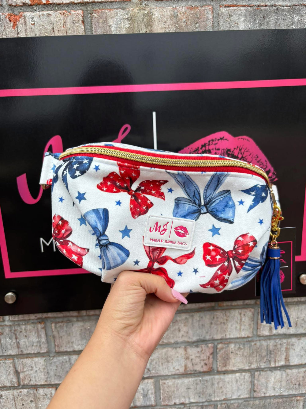 Makeup Junkie Bags - Miss Americana Sidekick [Pre-Order]