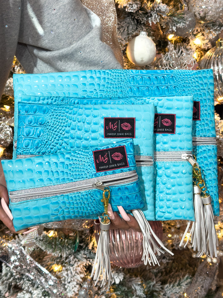 Makeup Junkie Bags - Tiffany Blue Bubble Gator Silver Zipper [Ready To Ship]