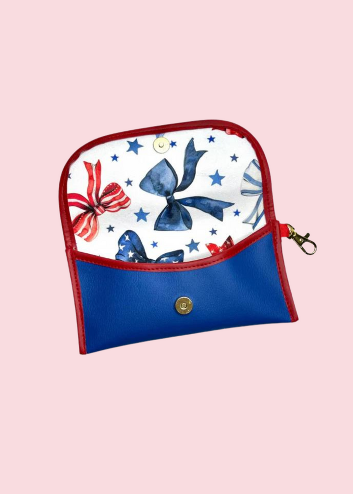 Makeup Junkie Bags - Miss Americana Sunglass Case [Pre-Order]