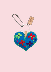 Consuela - Turquoise Corazon Grande Charm
