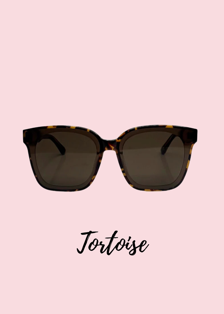 Makeup Junkie Bags - The Meredith Sunglasses [Pre-Order]