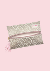 Makeup Junkie Bags - Ivory Eyelet Flat Lay [Pre-Order]