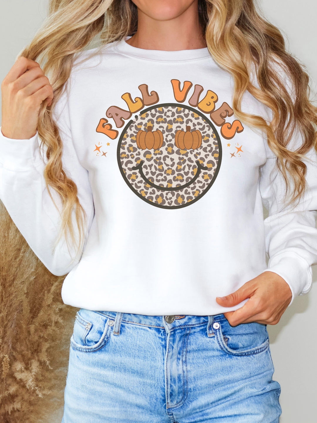 Glamfox - Fall Vibes Smiley Graphic Sweater