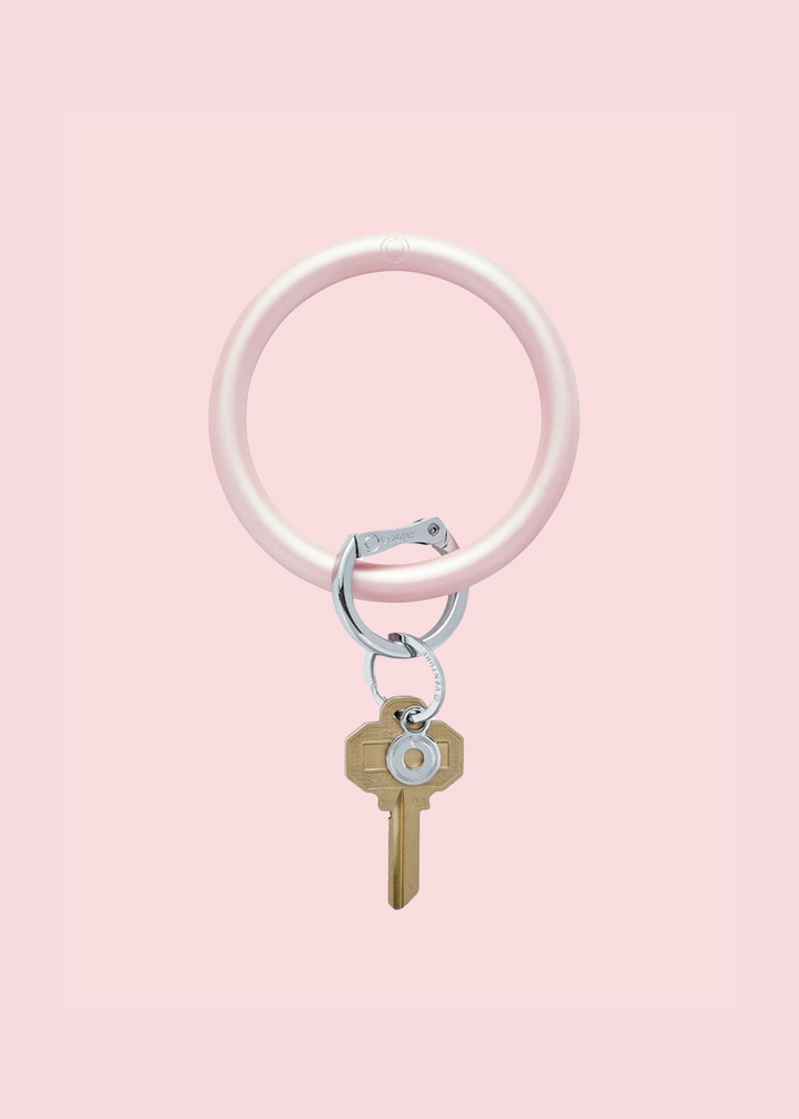 Oventure - Rosé Pearlized Key Ring