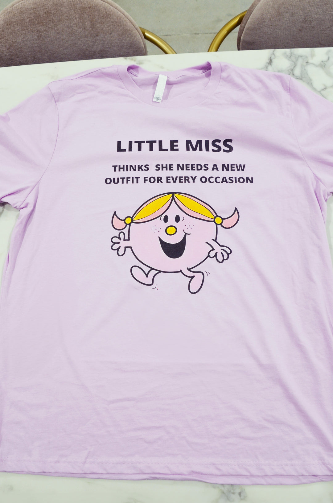 Glamfox - Little Miss Thinks She Needs a New Outfit for Every Occasion Graphic Top