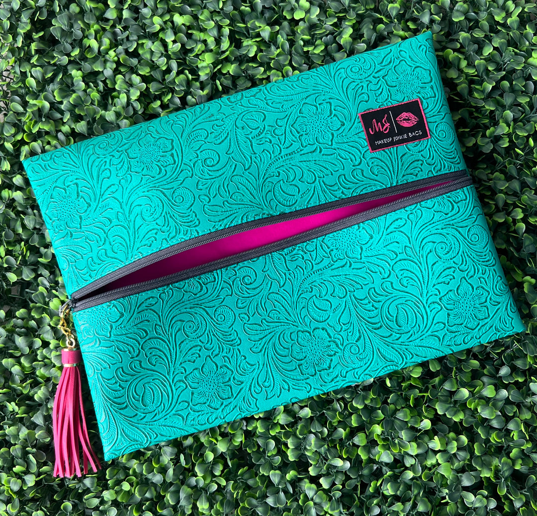 Makeup Junkie Bags - Turquoise Dream Hot Pink interior [Pre-Order]