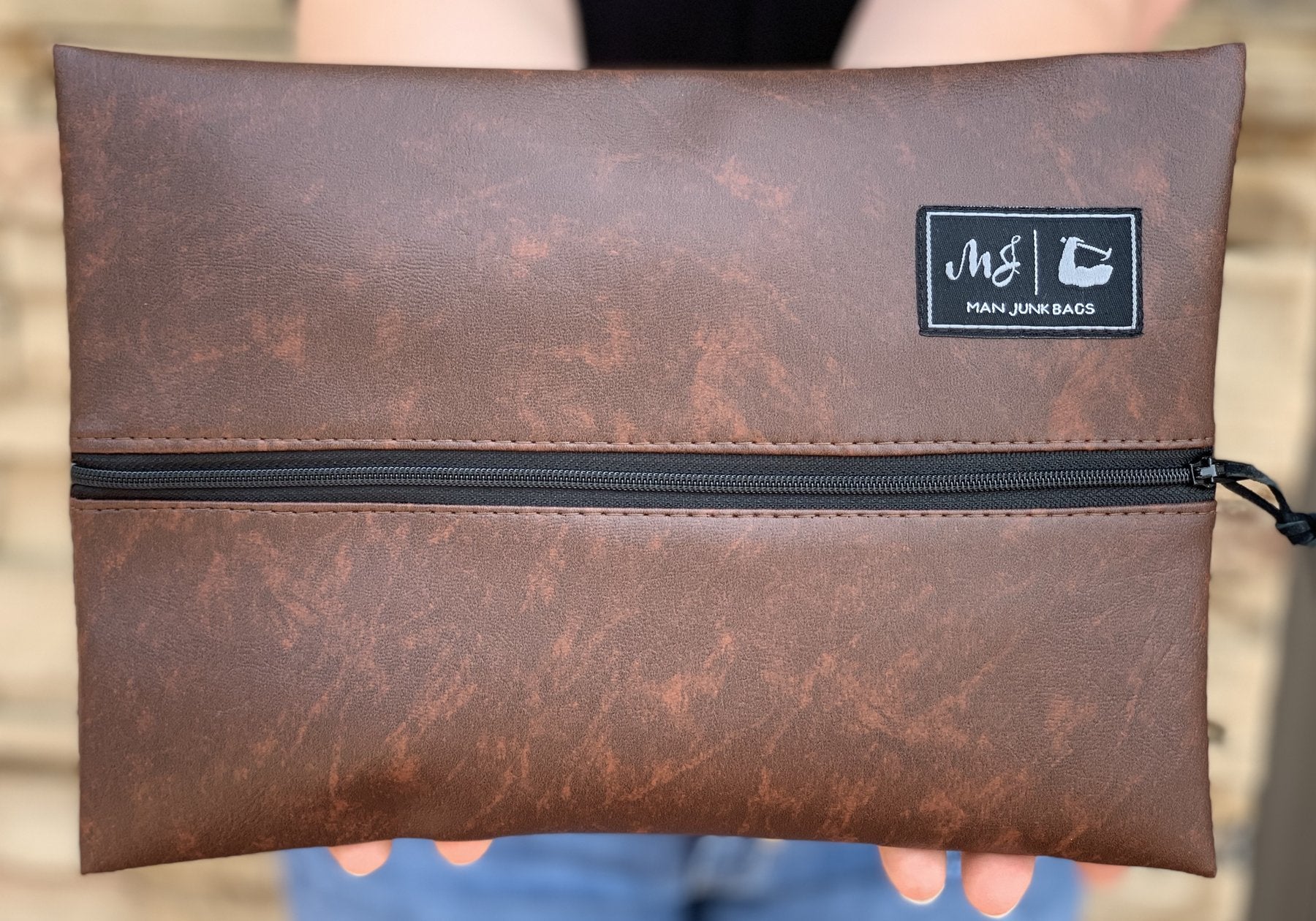 Arden Teal Puerto Chestnut Compact Leather Messenger Bag 2023 | Buy Arden  Teal Online | ZALORA Hong Kong